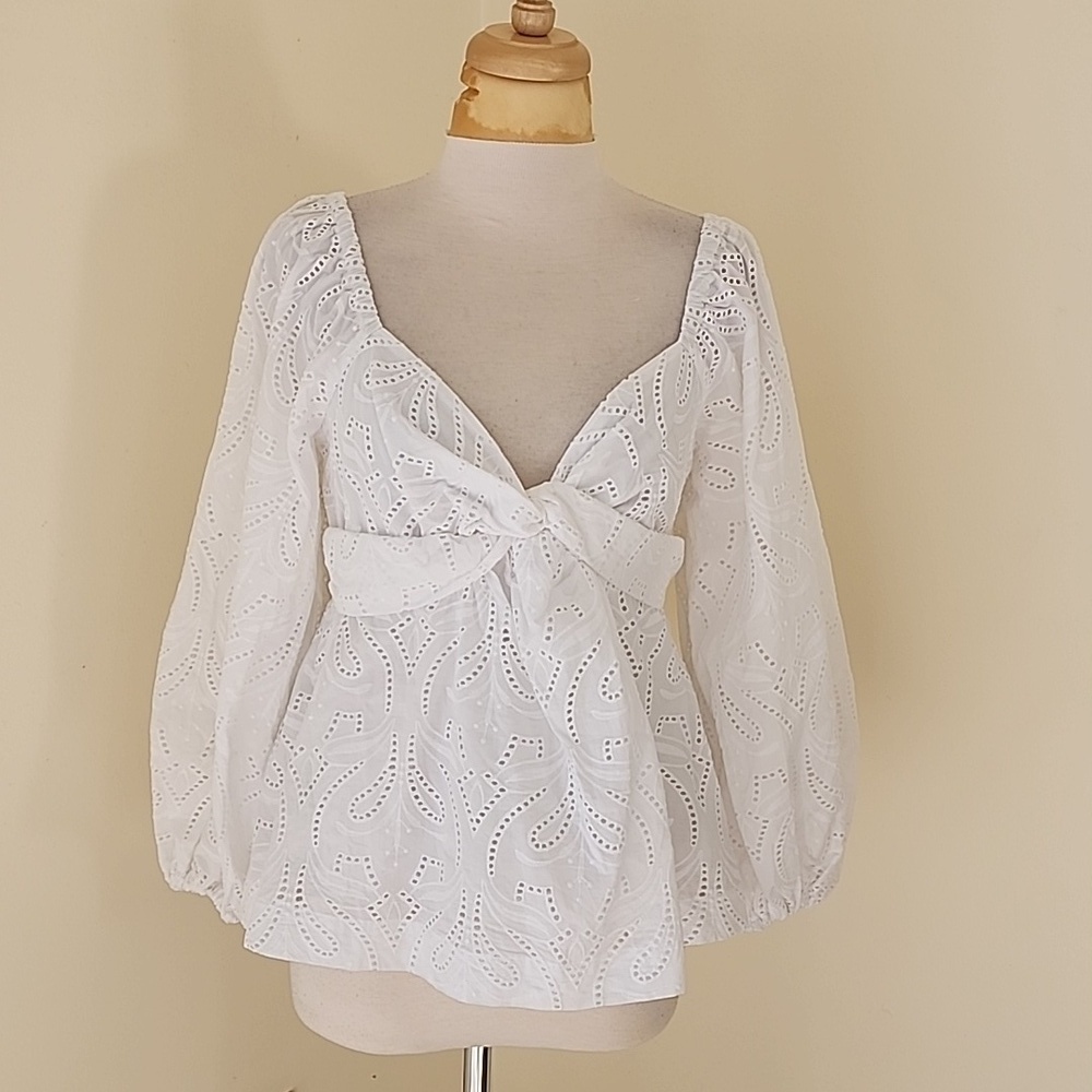 New! Banana Republic medium white eyelet twist front cotton top.